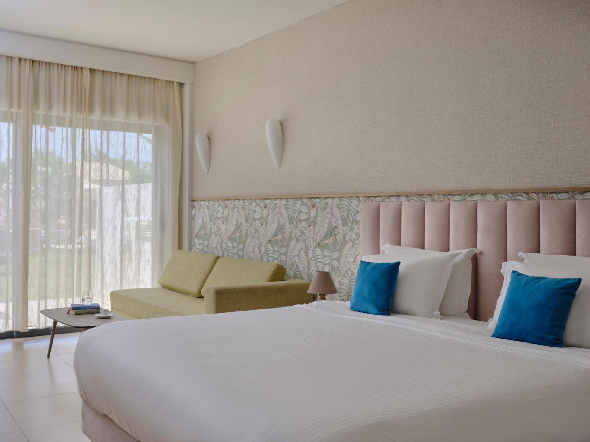 Atlantica Eleon Grand Resort Трагаки Экстерьер фото